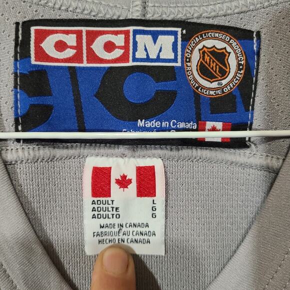 Adult L *STAINED* AVALANCHE Jersey CCM NHL Large Gray LS Center Ice CCM VTG 90s - Picture 2 of 13